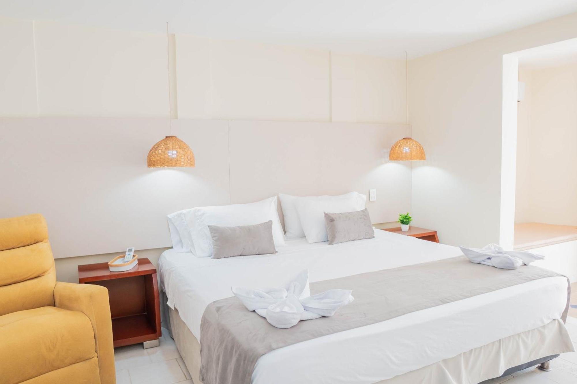 Junior Suite,1708537244:JPEG